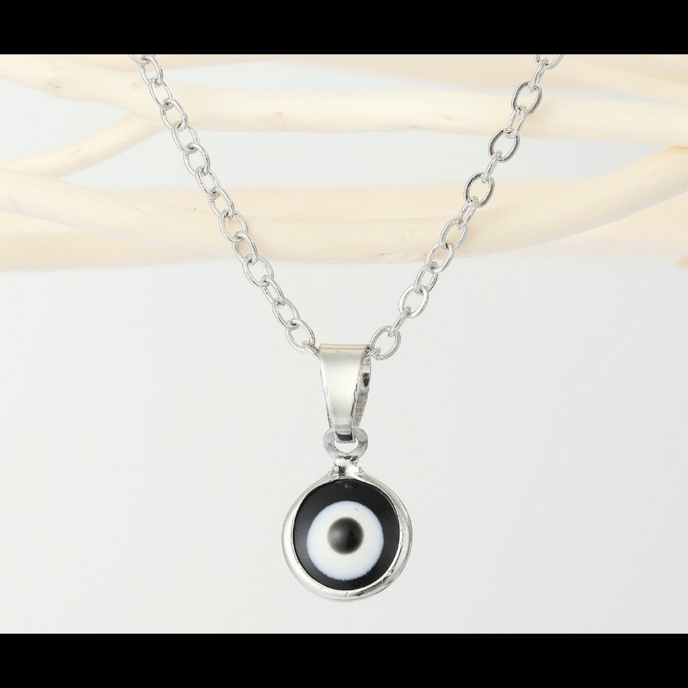 Evil eye necklace - Picture 5 of 8
